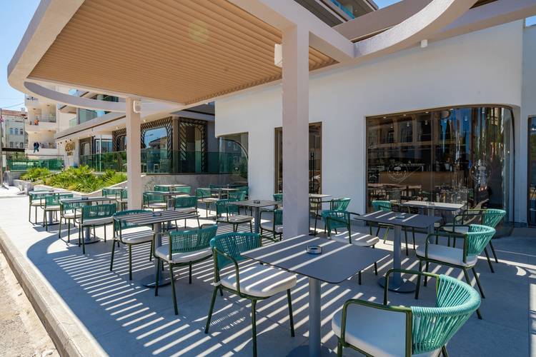 Awen Hotel