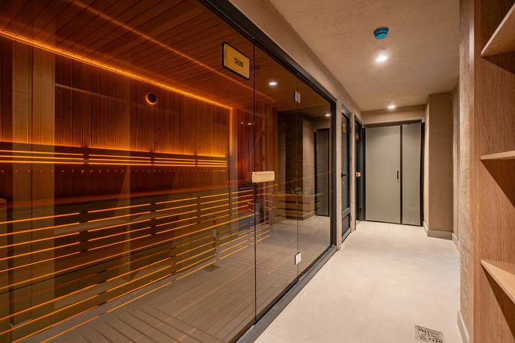 Awen Hotel
