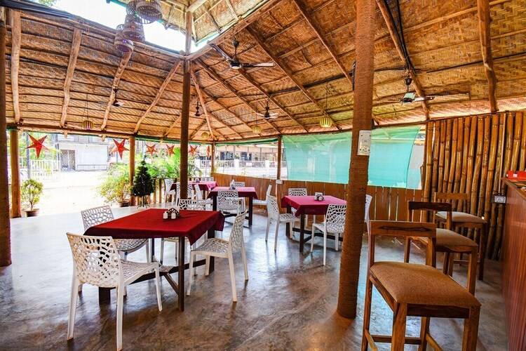 Yogi Tree Beach Resort & Cafe (Ex. Artisan Resort And Cafe Goa)
