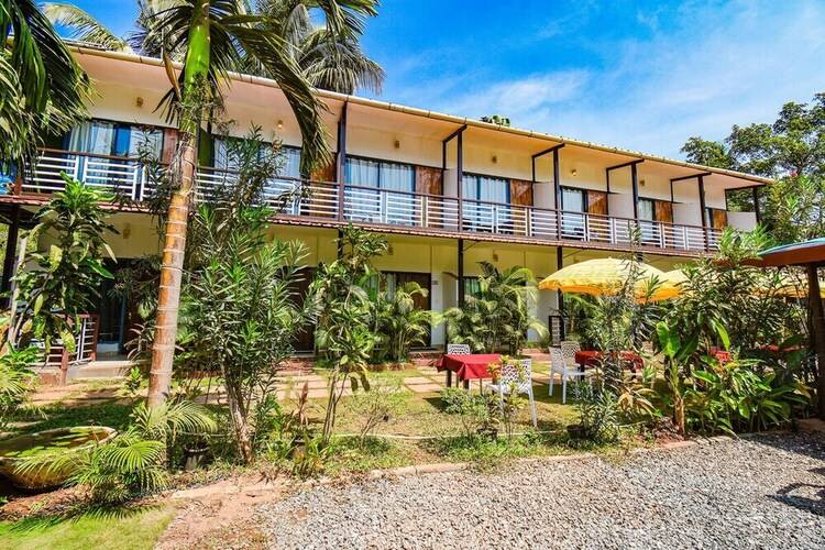 Yogi Tree Beach Resort & Cafe (Ex. Artisan Resort And Cafe Goa)
