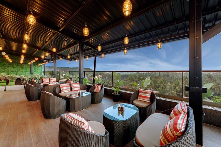 Fern Habitat Candolim