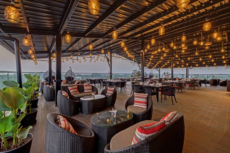 Fern Habitat Candolim