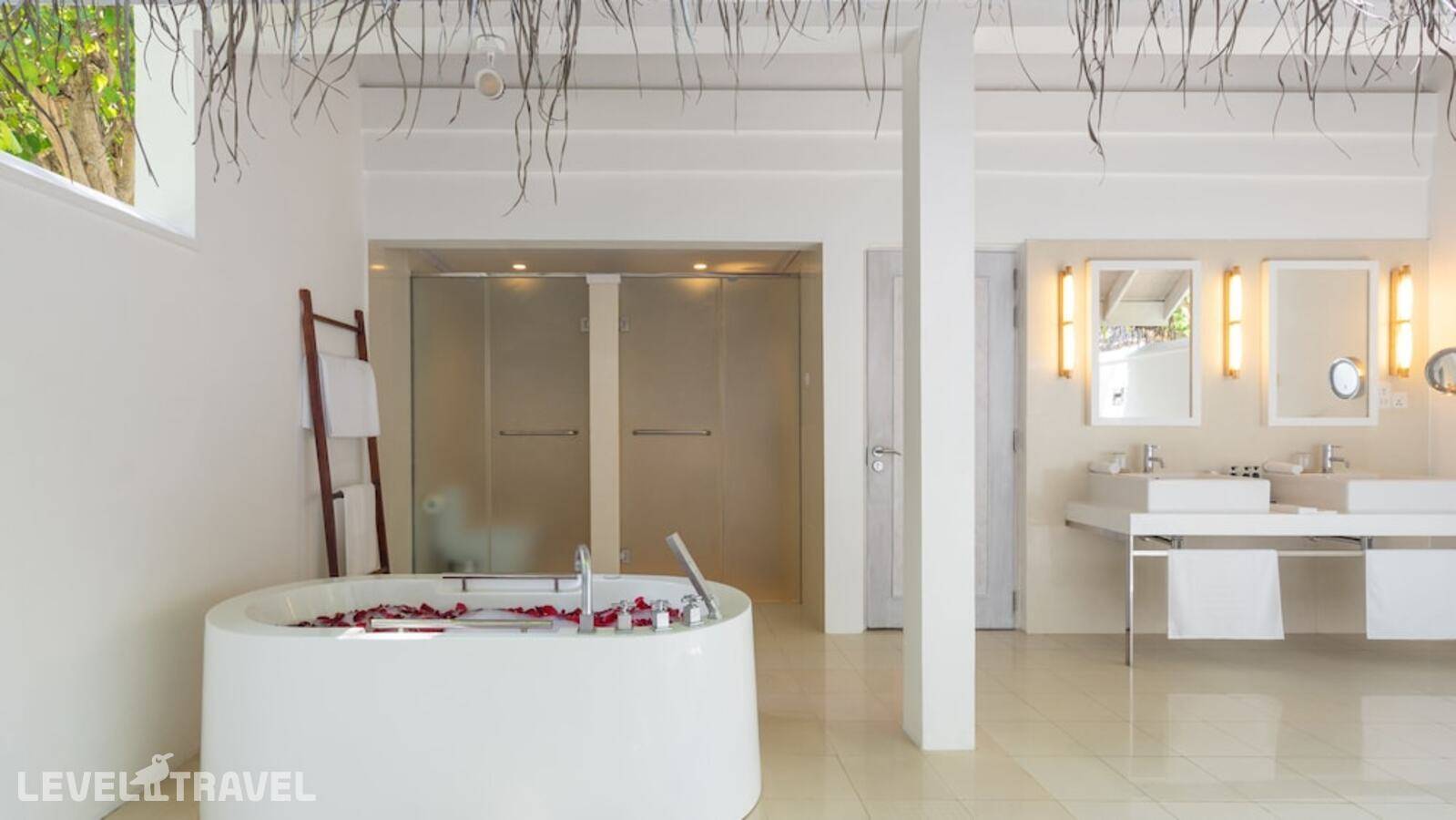 фотографии отеля NH Maldives Kuda Rah Resort в Мальдивы(Южный Ари Атолл) - фото №63