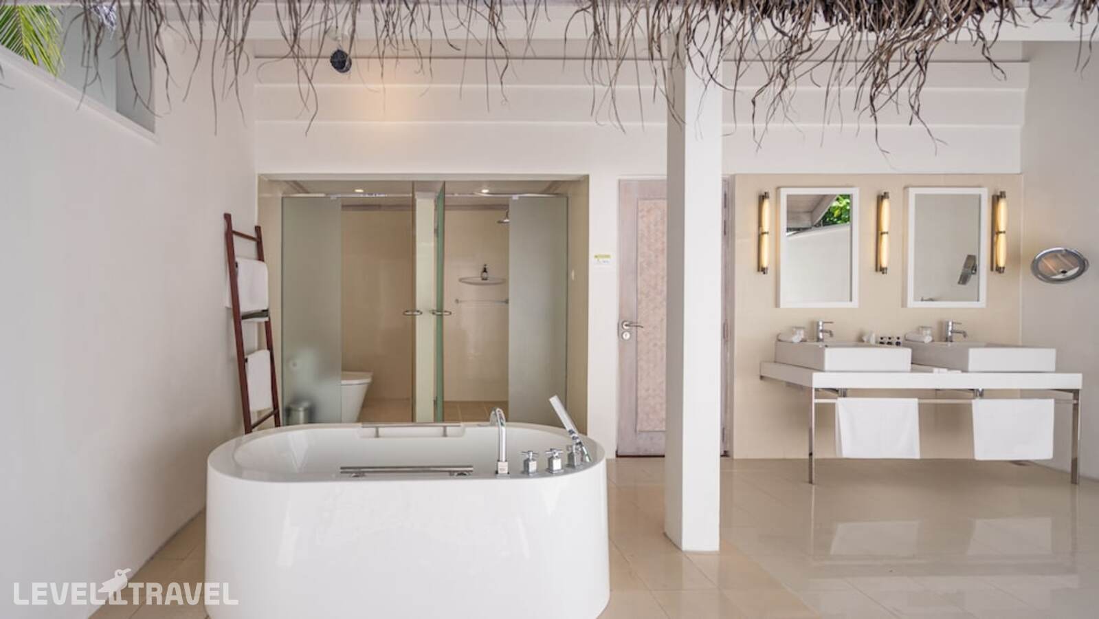 фотографии отеля NH Maldives Kuda Rah Resort в Мальдивы(Южный Ари Атолл) - фото №52