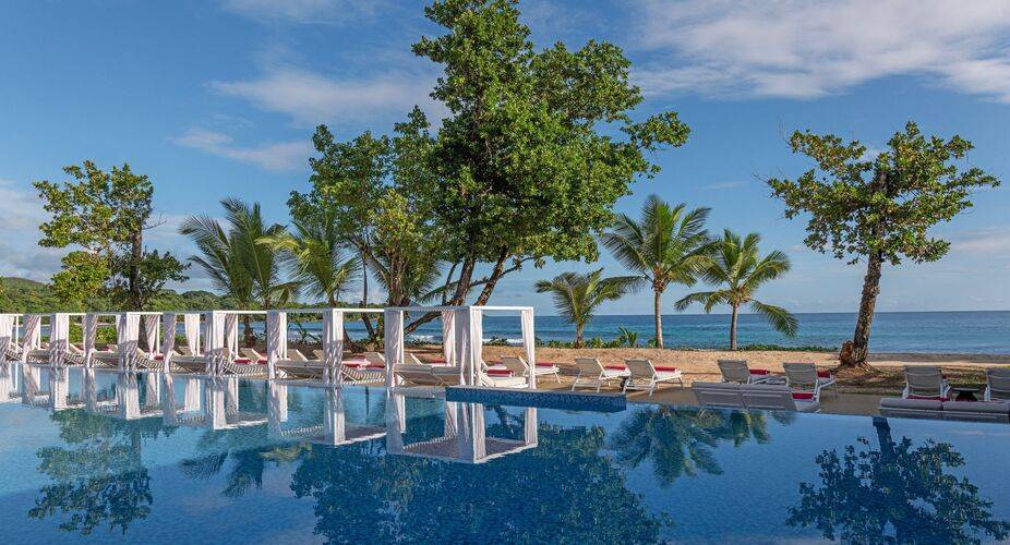 Avani+ Barbarons Seychelles