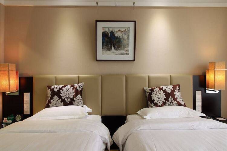 Ac Embassy Hotel