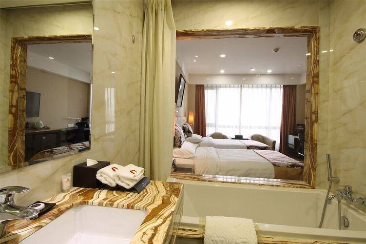 Ac Embassy Hotel