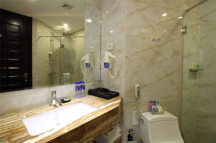 Ac Embassy Hotel