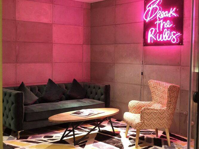 Arrivee Hotel