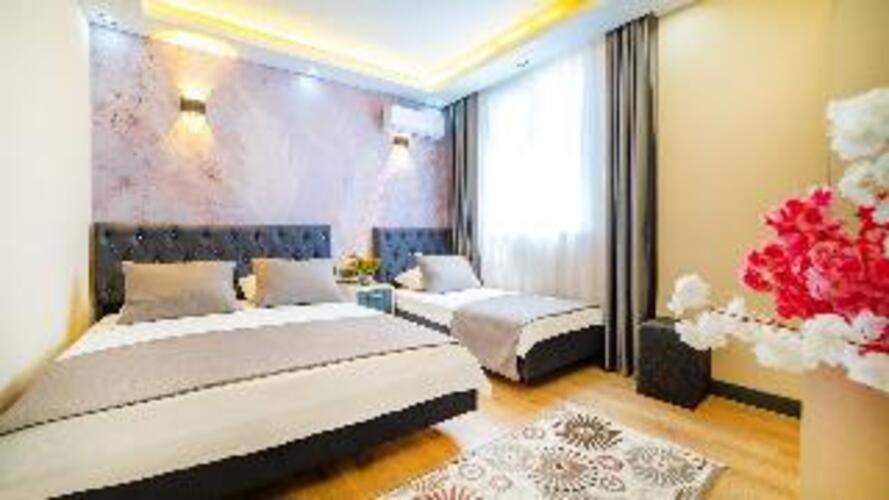 Blue Marina Hotel