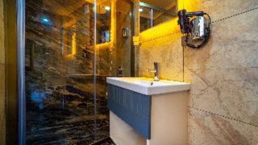 Blue Marina Hotel