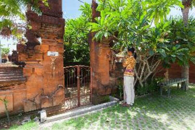 Zin Berawa Villas & Bungalows