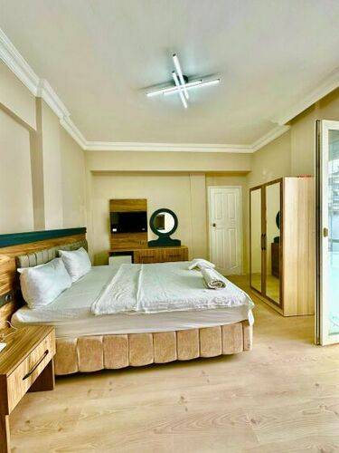 Grand Lavin Hotel