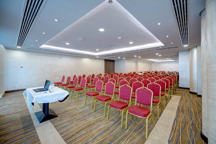 Center Hotel Sharjah
