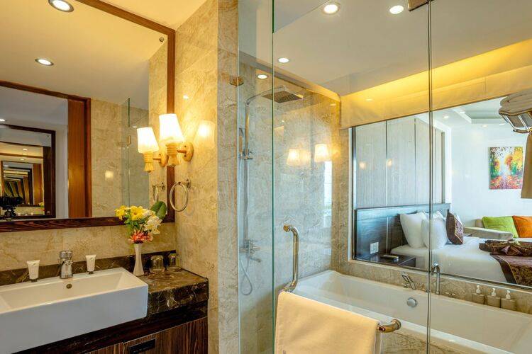 Ocean Waves Resort Cam Ranh