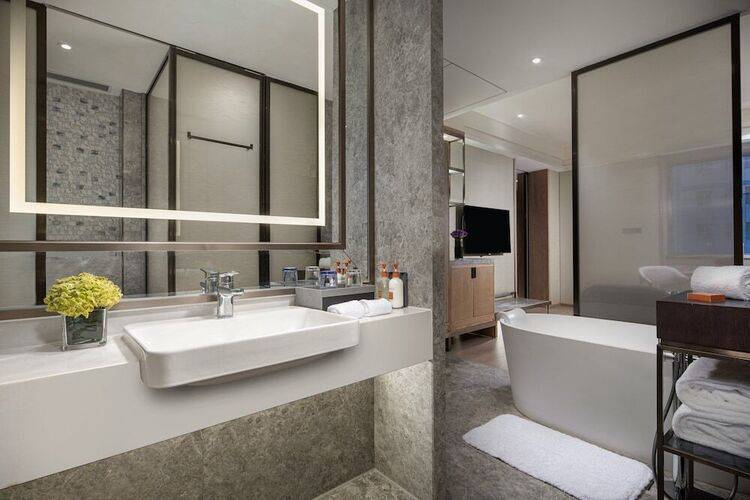 Crowne Plaza Shanghai Nanjing Road, An Ihg Hotel