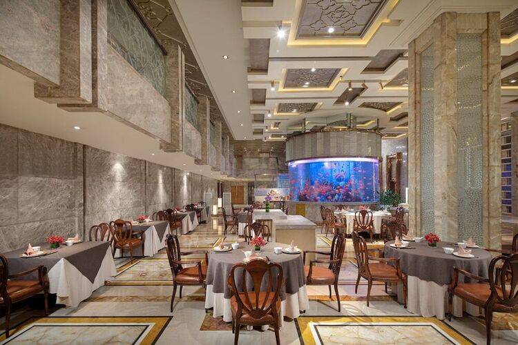 Crowne Plaza Shanghai Nanjing Road, An Ihg Hotel