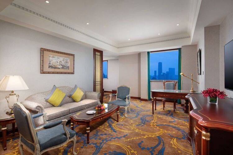 Crowne Plaza Shanghai Nanjing Road, An Ihg Hotel