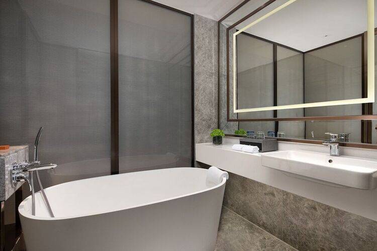 Crowne Plaza Shanghai Nanjing Road, An Ihg Hotel