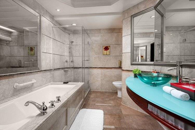 Crowne Plaza Shanghai Nanjing Road, An Ihg Hotel