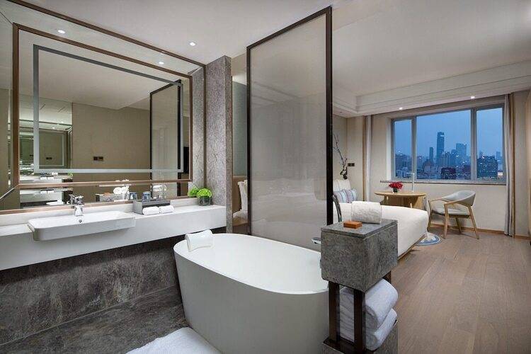 Crowne Plaza Shanghai Nanjing Road, An Ihg Hotel