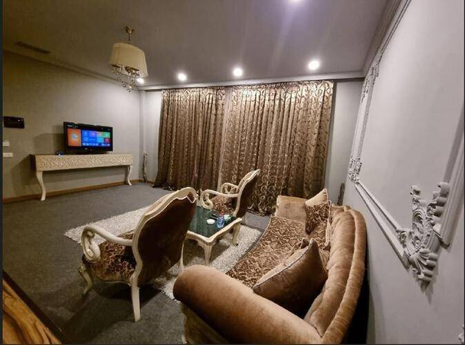 Paradise Hotel Bak