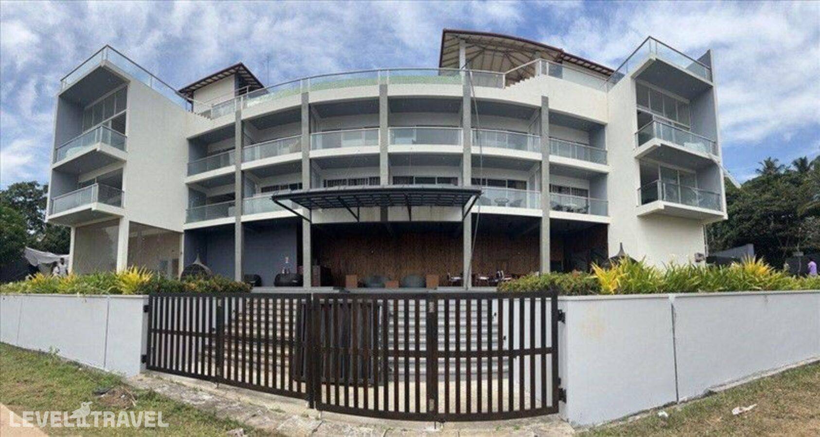 Отель Mazarine Surf Suites Hiriketiya — Диквелла, Шри-Ланка