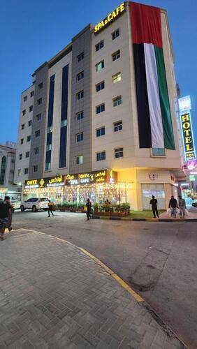 Onyx Hotel Apartments