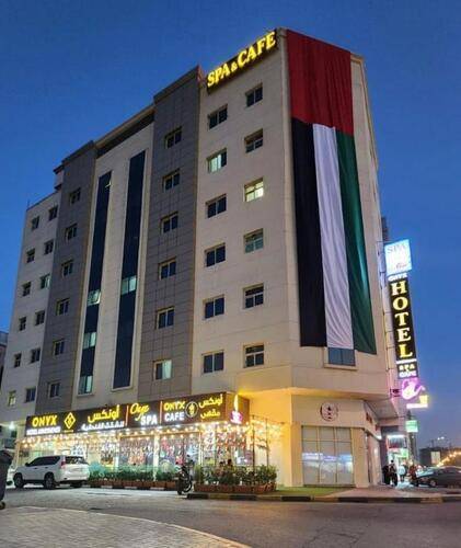 Onyx Hotel Apartments