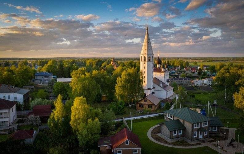 Русские Сезоны Село Вятское - Домъ Купчихи Глинкиной