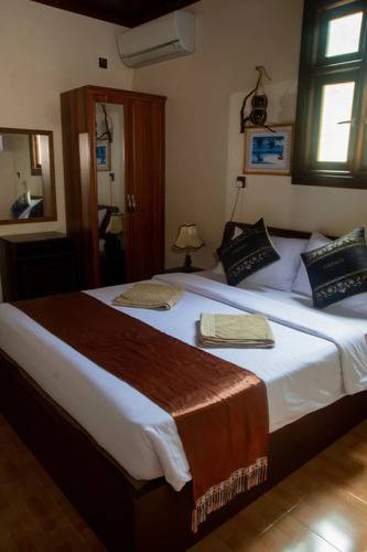 Kuri Beach View Inn