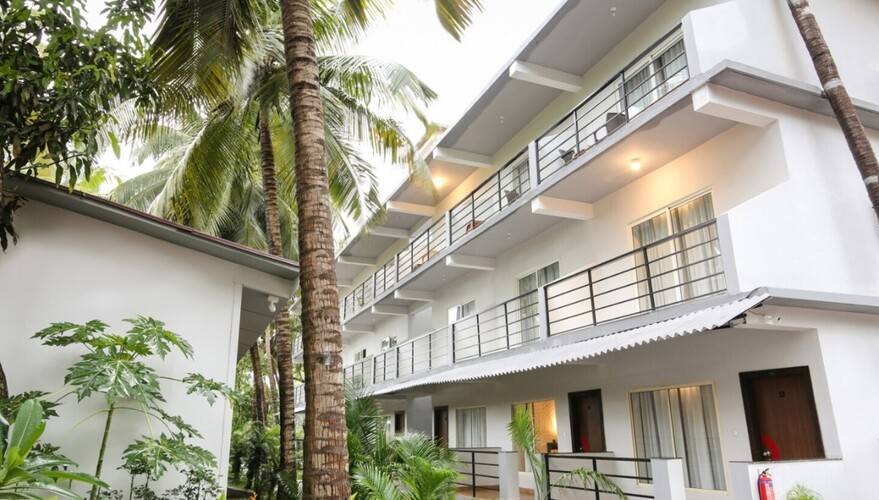 Bay Breeze Hotels & Resorts