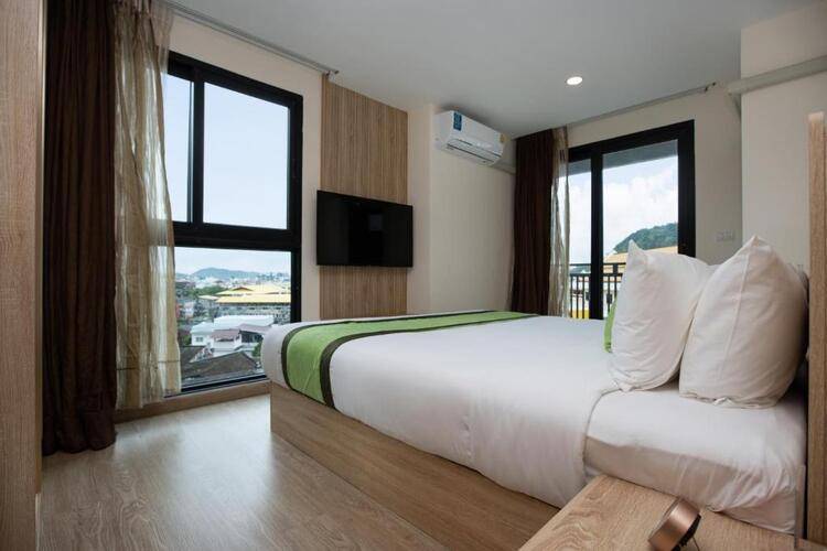 Icheck Inn Darisa Tropicana Hills Patong