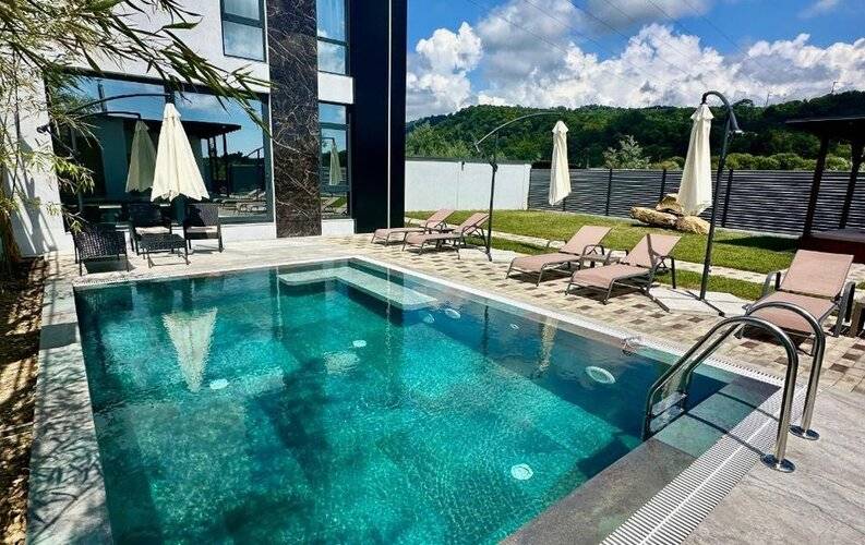 Mzymta Villas Club
