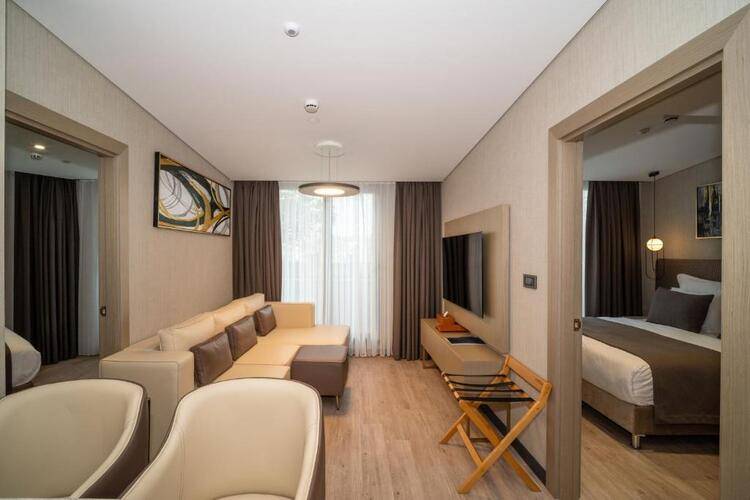 Rayelin Hotel Old Town