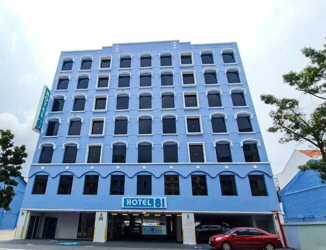 Hotel 81 Palace