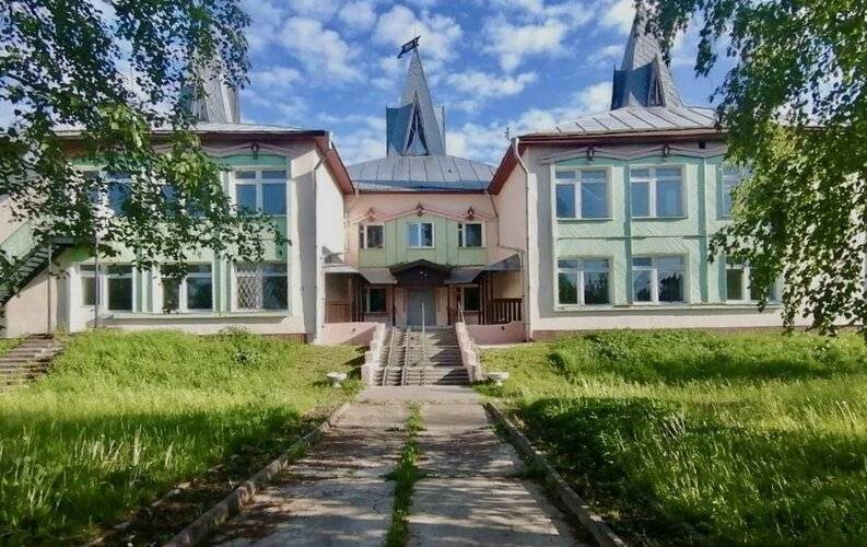 Максрумс У Плеса