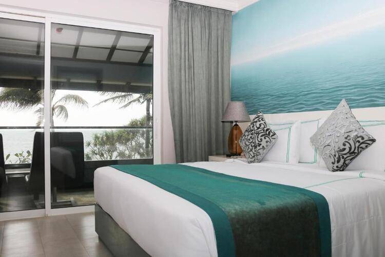 Earls Regent Negombo