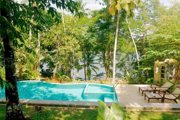 Villa Birdlake