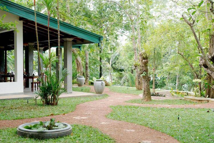 Villa Birdlake