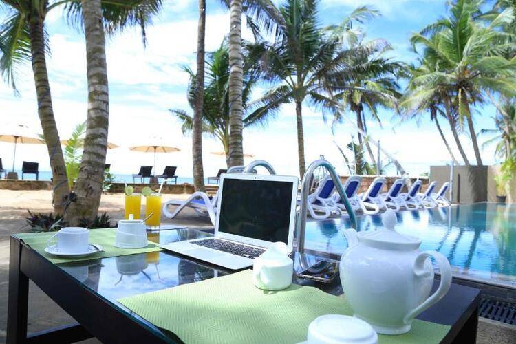 Nico Beach Hotel