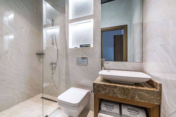 Bristol Hotel & Spa Bakuriani
