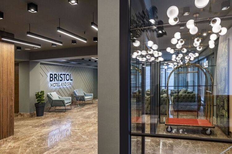 Bristol Hotel & Spa Bakuriani
