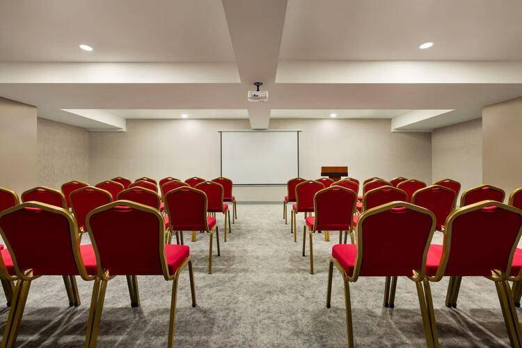 Ramada Encore By Wyndham Istanbul Airport