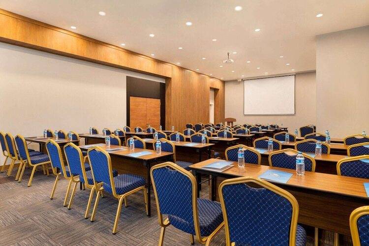 Days Hotel By Wyndham Istanbul Esenyurt