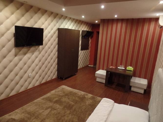 Отель Метротель