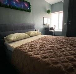 $item['hotel']['name']