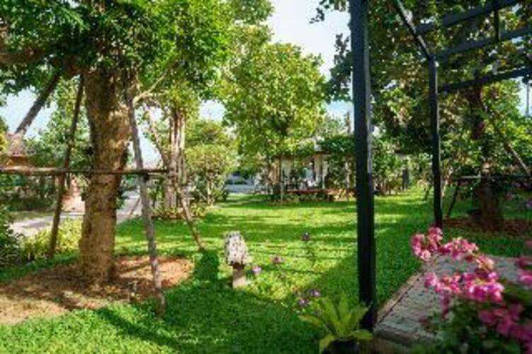 Baan Nern Khao Resort