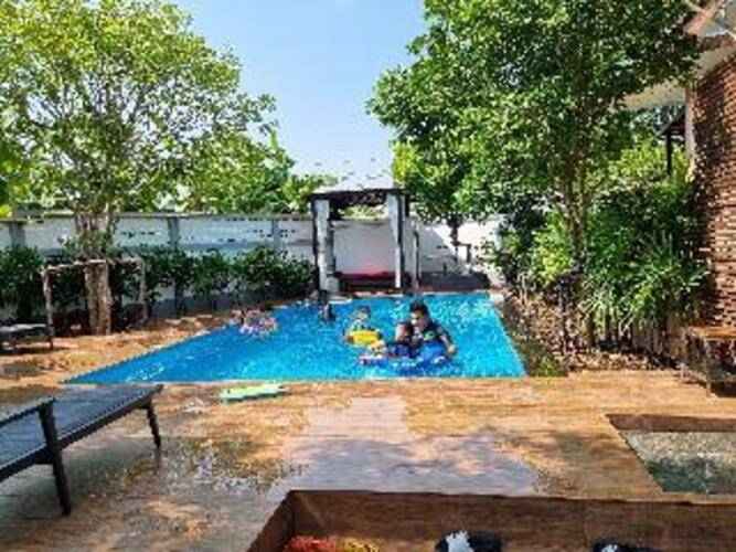 Baan Nern Khao Resort