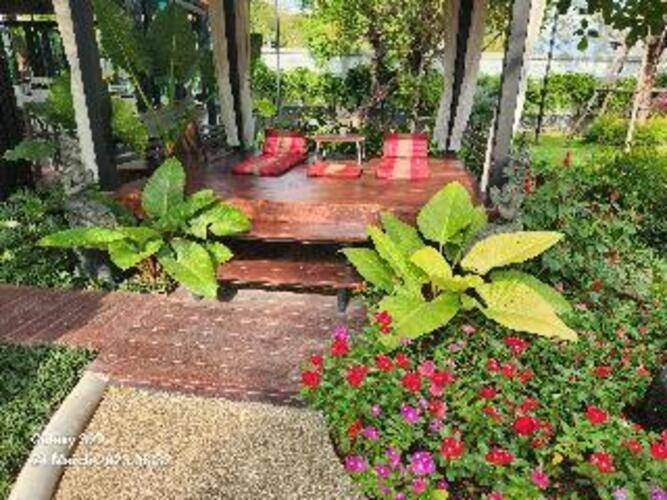 Baan Nern Khao Resort